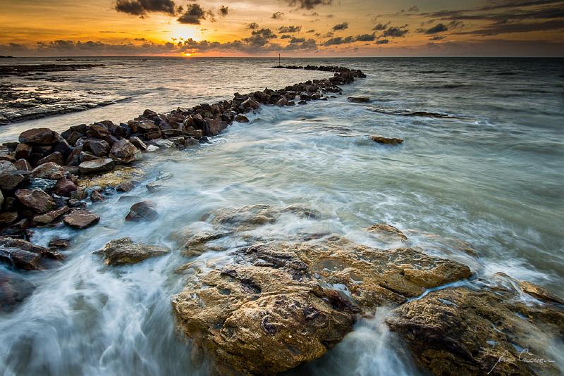 20130110-_DSC0327.jpg - Sunset at the Breakwall - Nightcliff, Darwin