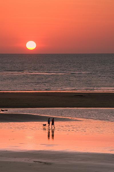 IMG_4512mw.jpg - Walking the Dog - Casuarina Beach, Darwin