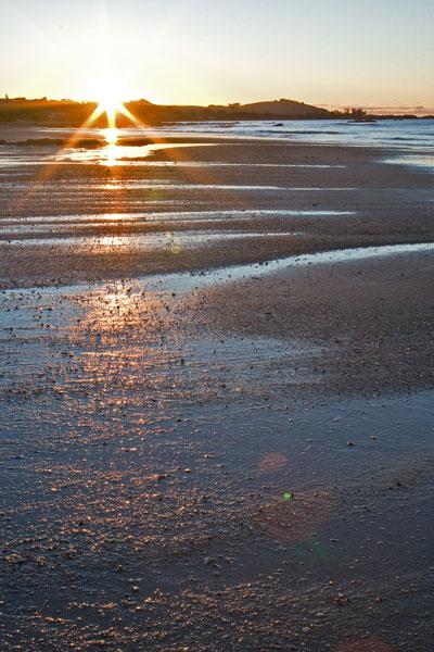 LS202mw.jpg - Sunset Ulverstone Beach - Ulverstone