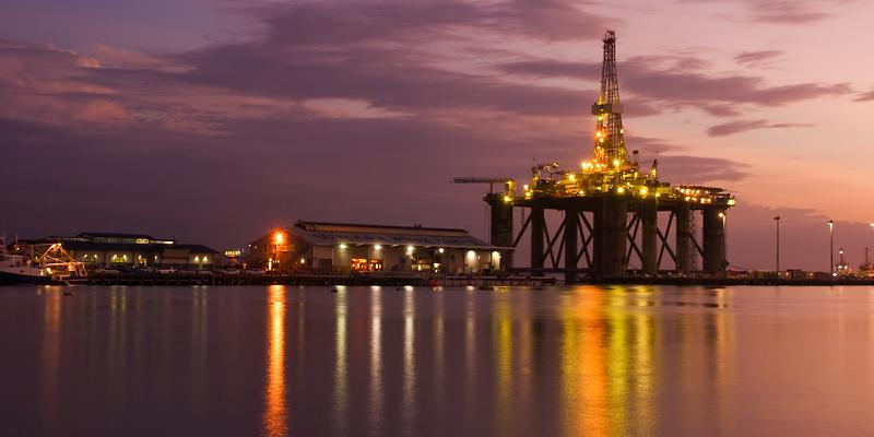 IMG_4756mw.jpg - Oil rig - Darwin Wharf, Darwin