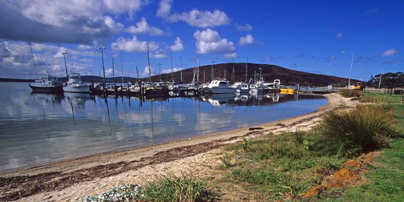 CS135mw.jpg - Emu Point Marina - Oyster Harbour, Albany
