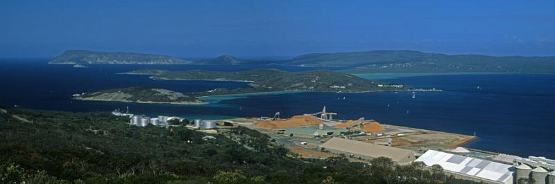 LS137panw.jpg - Albany Harbour