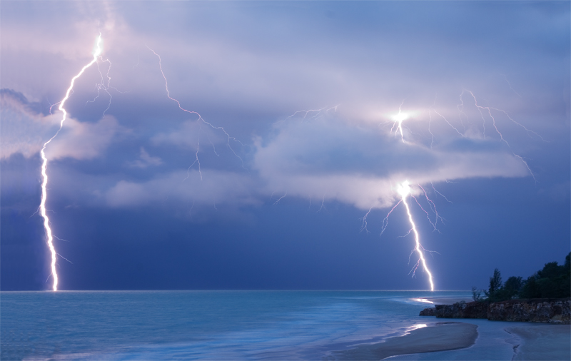 IMG_0112m3w.jpg - Lightning in Blue - Casuarina Beach, Darwin, NT.