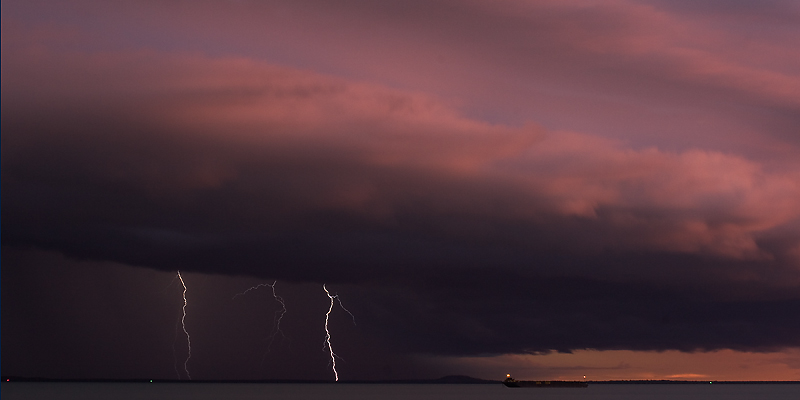 IMG_6038mw.jpg - Lightning under Shelf Cloud - Darwin Harbour, NT